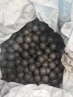 Bolas de moagem forjadas de 4 polegadas e 5 polegadas 60HRC bolas de metal sólido para moinho de bolas