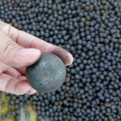 Esferas de aço de moagem de 60 mm 80 mm resistência à corrosão 100 mm para moinho de bolas