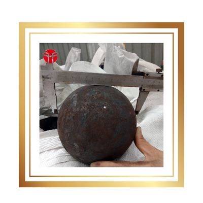 Bolas de mídia de moagem resistentes ao desgaste 65HRC 160 mm de altura bola de mídia de moagem cromada para mineração